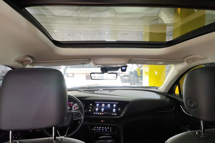 Used Buick Envision 2021 Encore Plus 652T Five-Seat Luxury Model
