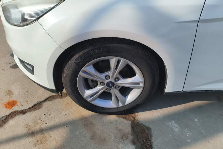 Used Ford Focus 2017 Sedan 1.6L Automatic Comfort Plus SmartDrive Edition