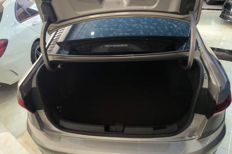 Used Volkswagen Sagitar 2022 280TSI DSG Flyover Edition
