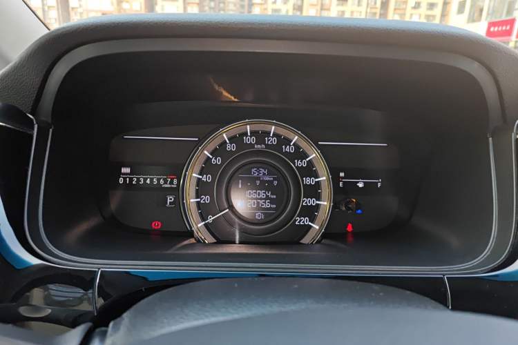 Used Honda Elysion 2016 2.4L Style Edition
