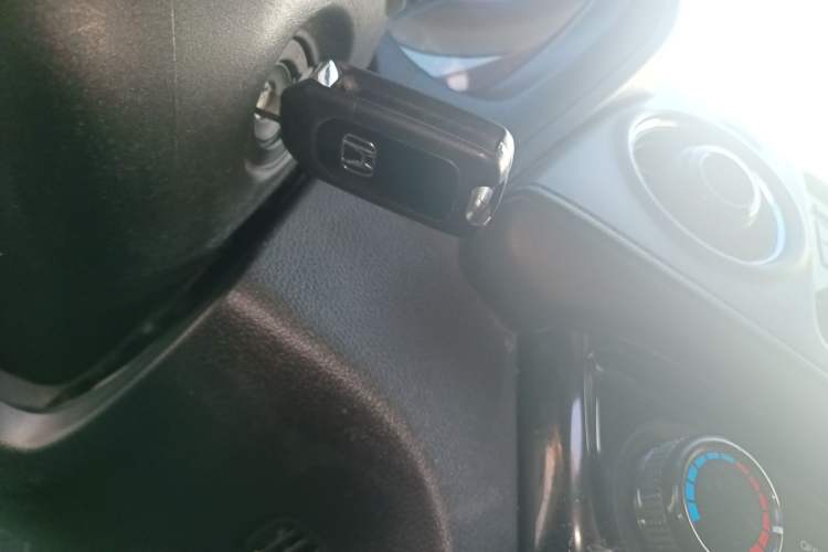 Used Honda XR-V 2015 1.8L EXi CVT Comfort Version