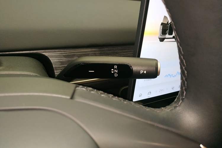 Used ONVO L60 2024 60 kWh Rear-Drive Version
