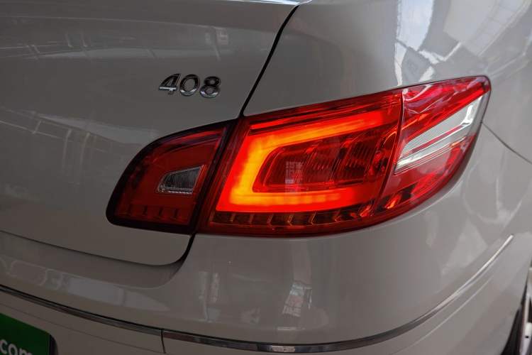 Used Peugeot 408 2013 2.0L Automatic Comfort Edition
