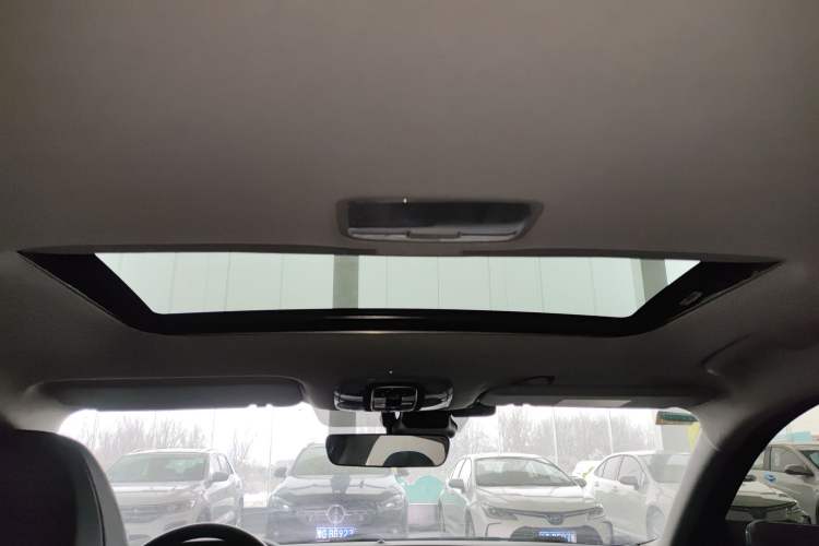 Used Hyundai Elantra 2022 1.5L CVT LUX Prestige Edition