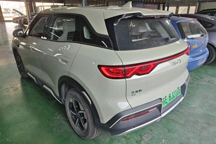 Used BYD Yuan UP 2025 Intelligent Driving Version 401 km Leading Edition
