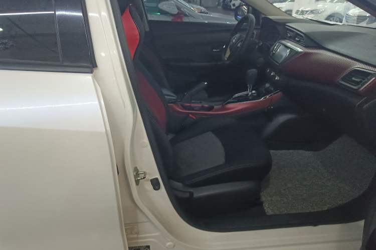 Used Nissan Lannia 2016 1.6L CVT Smart Cool Edition