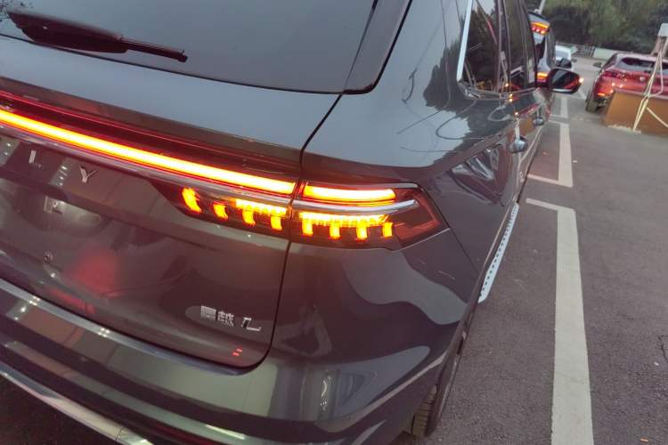 Used Geely Auto Monjaro L 2024 2.0TD High-Power Automatic Two-Wheel Drive Skyline Edition
