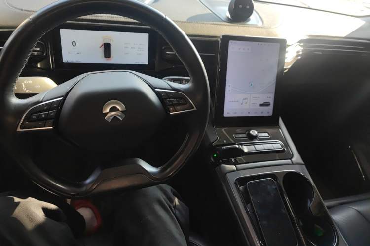 Used Nio ES8 2018 355 km Base Version 7-Seater Edition
