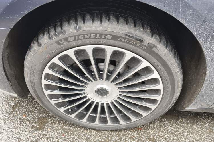 Used Hima Stelato S9 2025 Extended-Range Ultra
