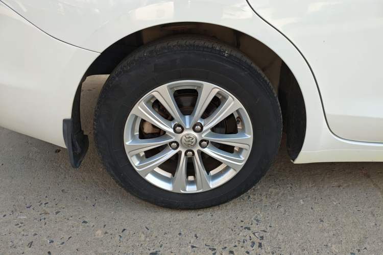 Used Buick GT 2017 15N Manual Entry-Level Trim
