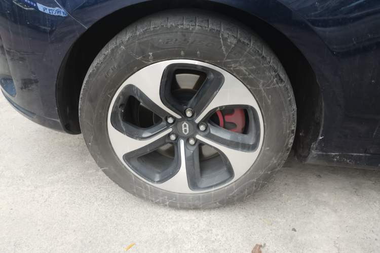 Used Hima AITO M5 2022 Range-Extended Rear-Drive Standard Version
