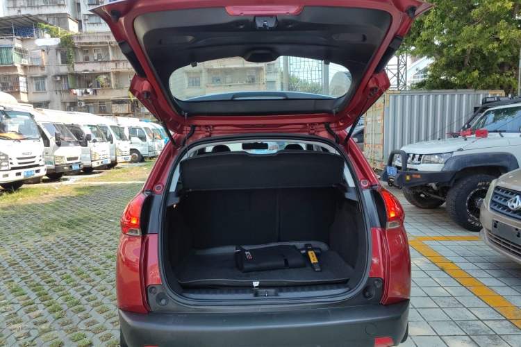 Used Peugeot 2008 2015 1.6L Automatic Playcool Edition
