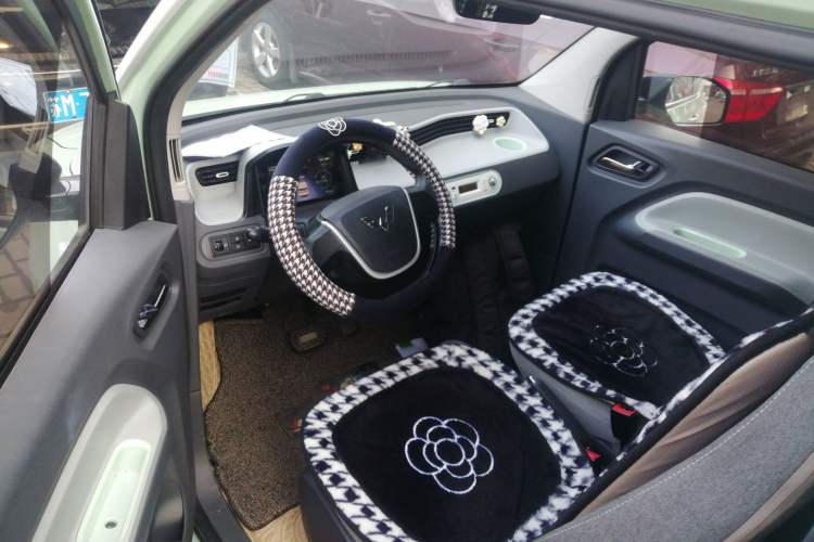 Used Wuling Hongguang MINIEV 2022 Macaron Fashion Model Lithium Iron Phosphate