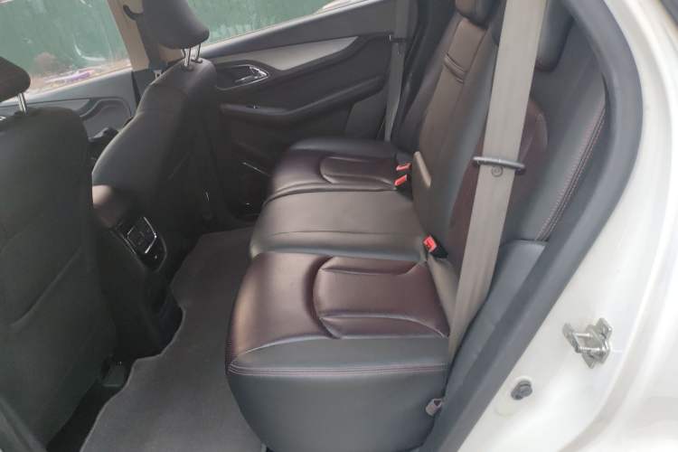 Used Baojun 560 2016 1.8L iAMT Luxury Model