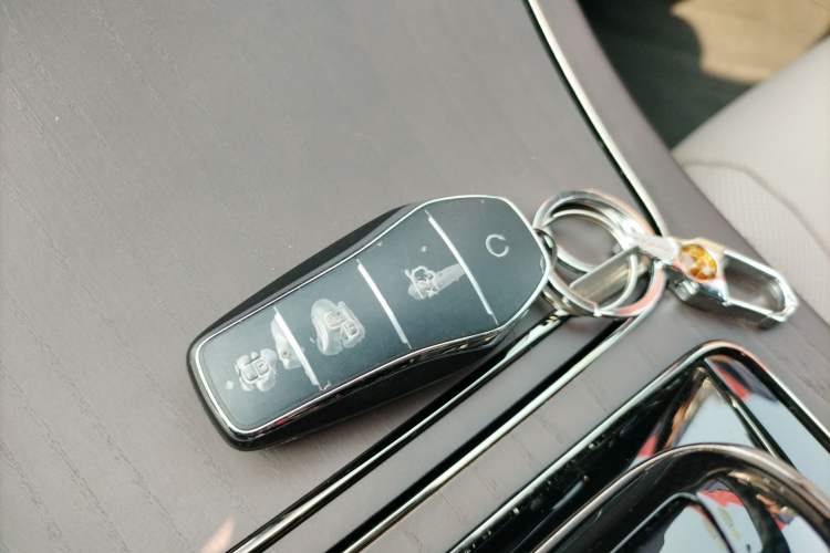 Used BYD Han 2025 EV Intelligent Driving Edition 701KM LiDAR Flagship Model