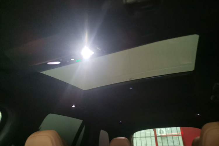 Used Nio ES8 2020 580 km Range Signature Edition Six-Seater Version
