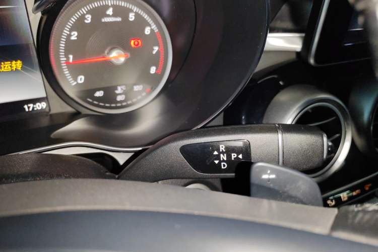 Used Mercedes-Benz GLC 2019 GLC 200 4MATIC
