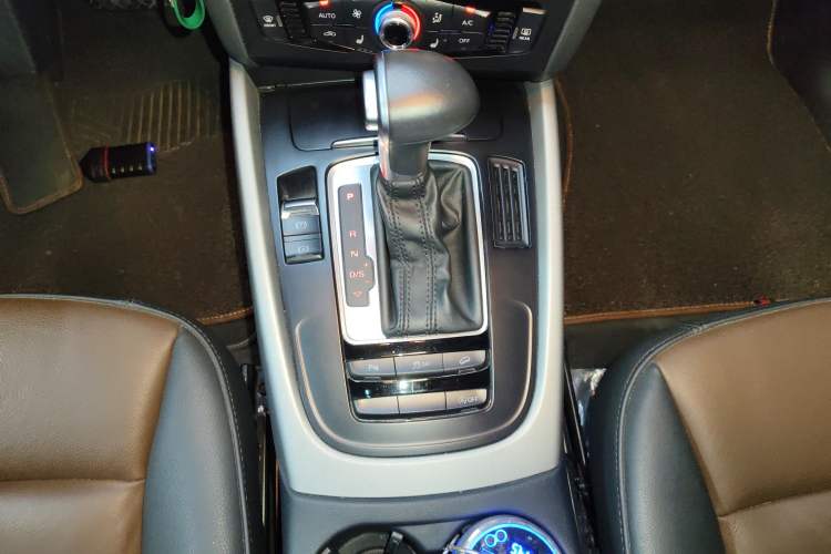 Used Audi Q5 2017 Plus 40 TFSI Ambition Model