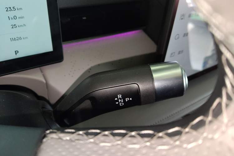 Used Geely Galaxy Galaxy 8 2025 130km EM-i Deluxe Edition
