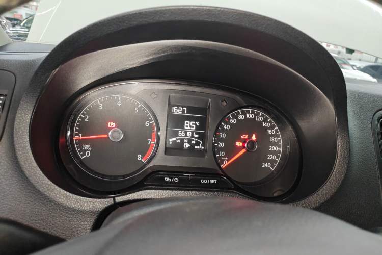 Used Volkswagen Polo 2016 1.4L Manual Fashion Model
