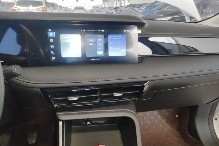 Used Roewe i5 2023 1.5L Manual Comfort Edition