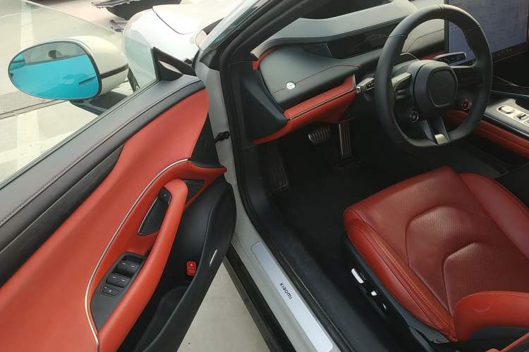 Used  SU7 2024 Four-Wheel Drive Ultra-Long Range Advanced Intelligent Driving Max Edition
