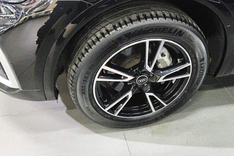 Used Audi Q5L 2023 40T Fashionable and Dynamic Edition