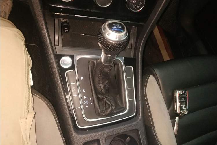 Used Volkswagen Golf 2019 280TSI DSG R-Line China VI Standard
