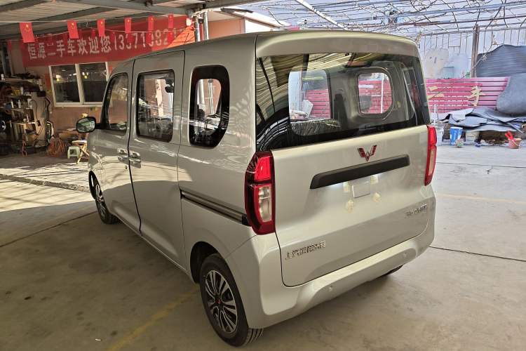 Used Wuling Zhiguang New Energy 2025 Standard Model