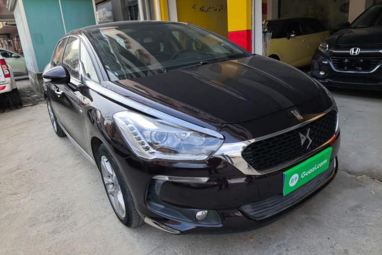 Used  5 2015 1.6T Luxury Edition THP160
