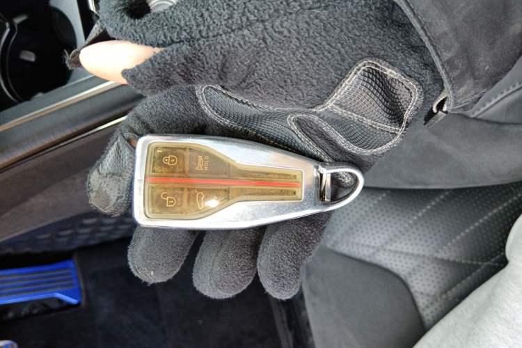 Used Hongqi HS5 2022 Facelifted Version 2.0T Smart Connect Flagship All-Wheel-Drive Edition