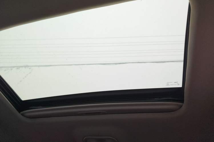 Used  Refine S3 2017 1.5L Manual Luxury Smart Model
