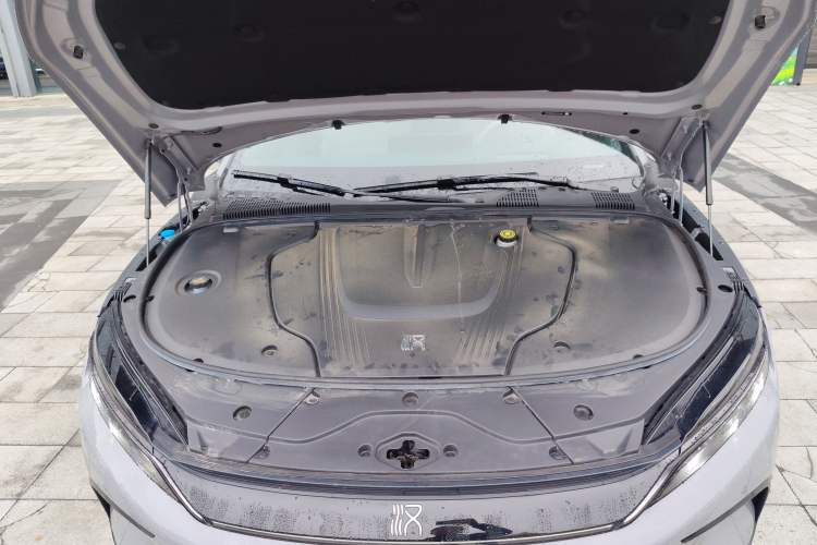 Used BYD Han 2025 EV with 701 km of Laser Radar-Enabled Intelligent Driving