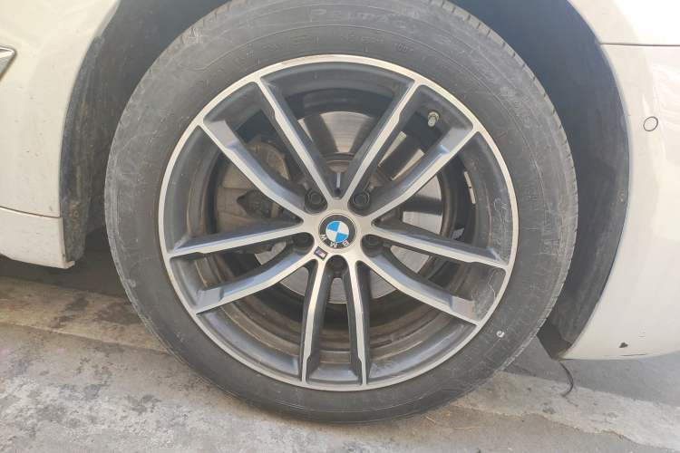 Used BMW 5 Series 2022 Restyled 525Li M Sport Package
