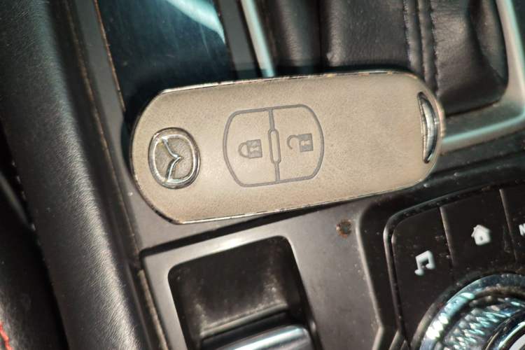 Used Mazda CX-4 2018 2.0L Automatic Two-Wheel Drive Blue Sky Dynamic Version China VI Standard
