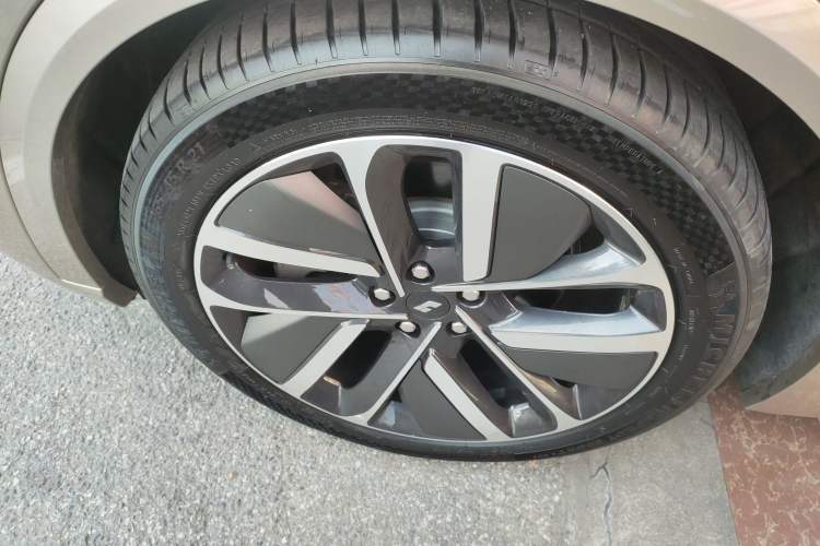 Used Li Auto L9 2024 Ultra Model
