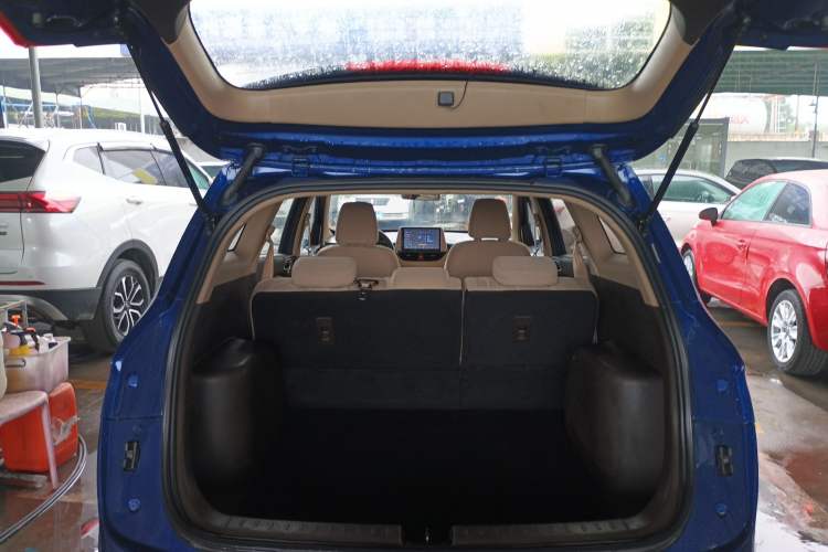 Used Baojun 310W 2017 1.5L Manual Comfort Model China V Standard