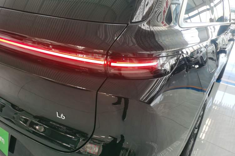 Used Li Auto L6 2025 Pro Smart Refresh Edition
