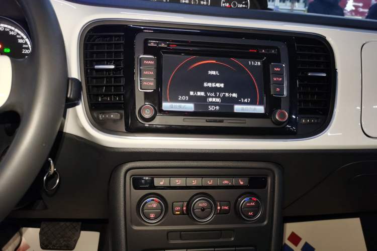 Used Volkswagen Beetle 2014 1.4TSI R-Line
