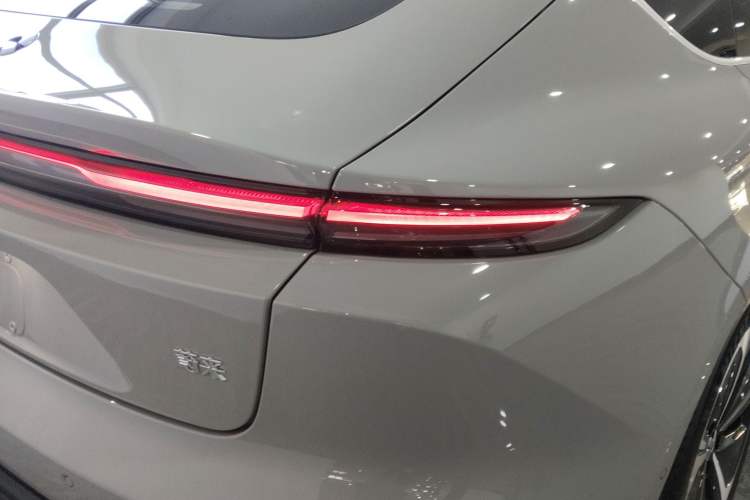 Used Nio ET5 2025 75 kWh
