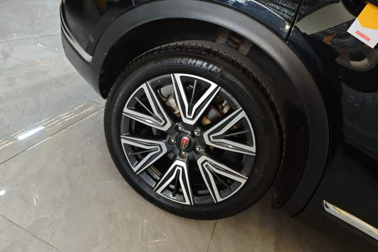 Used Hongqi HS5 2022 Facelifted Version 2.0T Smart Connect Flagship All-Wheel-Drive Edition