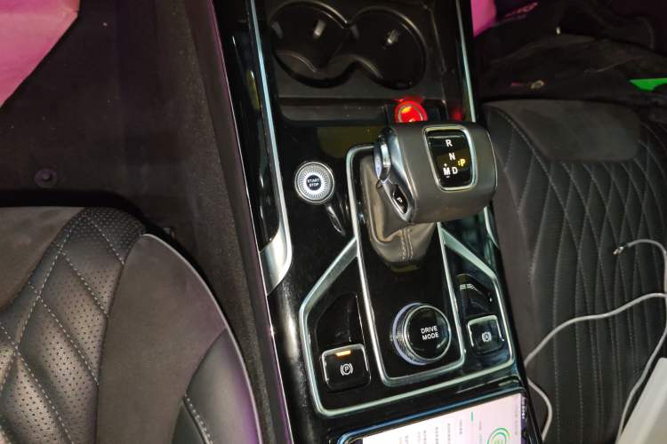 Used Hongqi HS5 2022 Facelifted Version 2.0T Smart Connect Flagship All-Wheel-Drive Edition