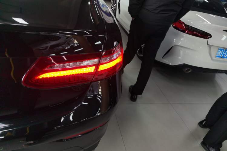 Used Mercedes-Benz E-Class 2019 E 300 Coupe
