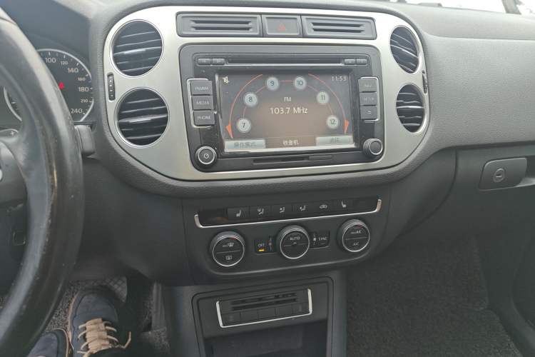 Used Volkswagen Tiguan L 2015 1.8TSI Automatic Two-Wheel Drive Luxury Model