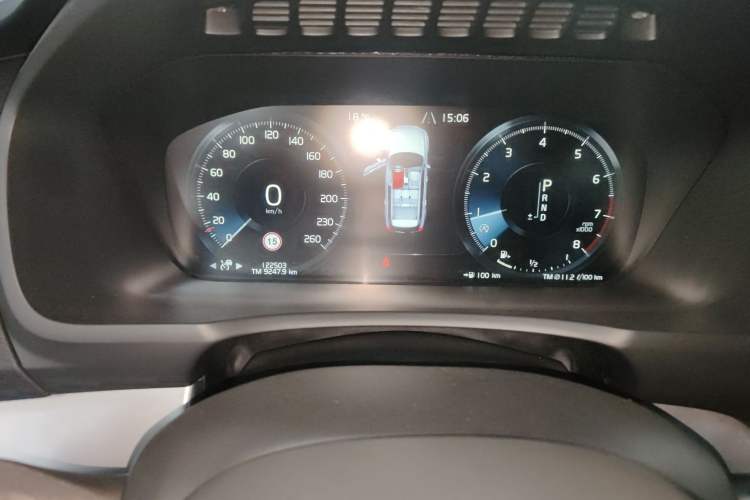 Used Volvo XC90 2019 T5 Zhiyi Edition 5-Seater China VI Standard