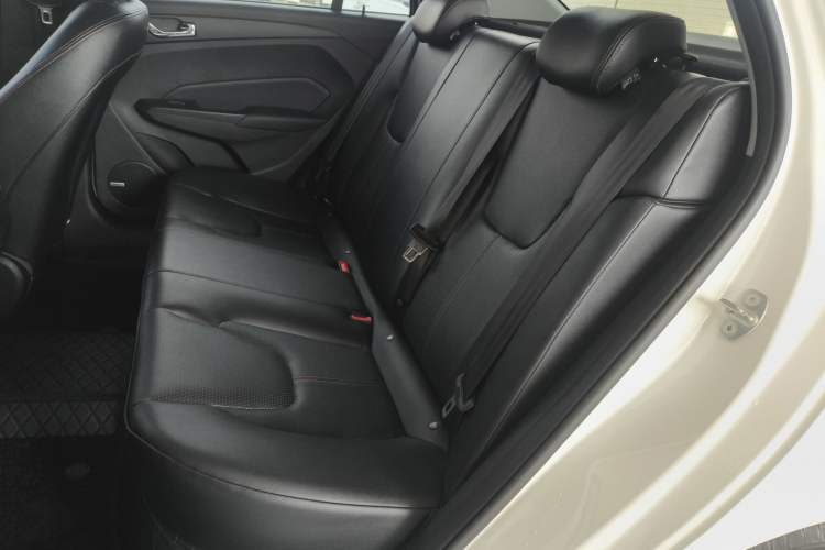 Used Chery Arrizo 5 2016 1.5L CVT Trendsetting Edition