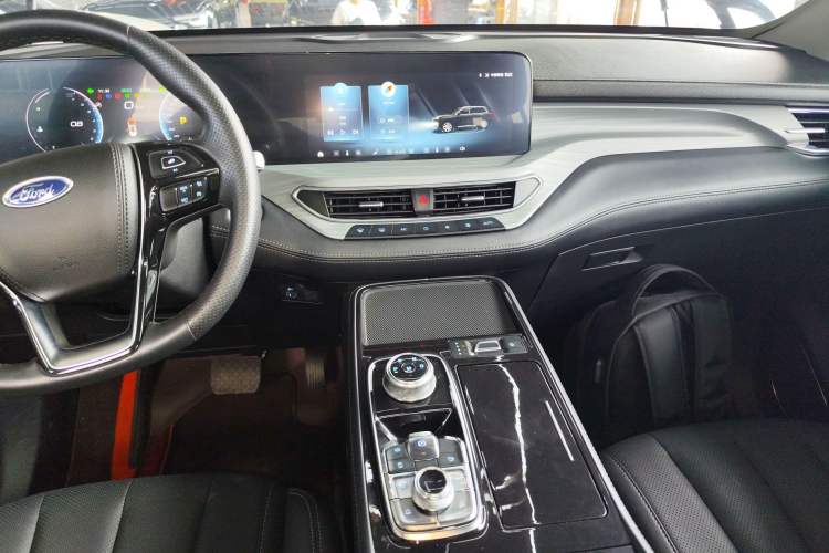 Used Ford Equator 2023 EcoBoost 225 Platinum Edition 7-Seater (2/2/3)
