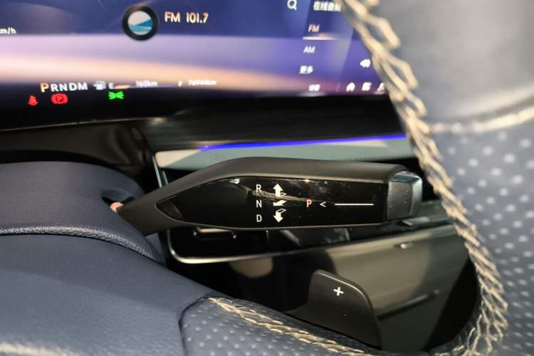 Used Buick Century 2023 2.0T Six-Seater Yinshi Edition
