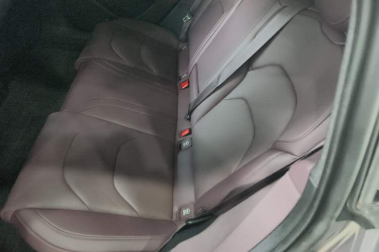 Used  SU7 2024 Rear-Drive Long-Range Intelligent Driving Version