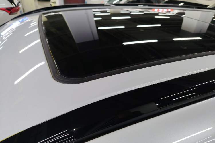 Used Toyota Crown Land Cruiser 2022 2.5L HEV Four-Wheel Drive Premium Edition
